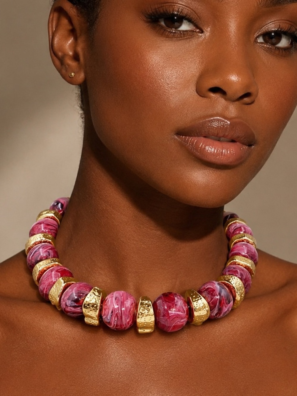 Chunky Pink Marbled Beaded Necklace